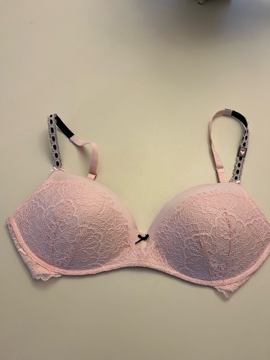 Victoria's Secret Other - Victoria's Secret Pink Lace Wireless Bra with Decorative Straps